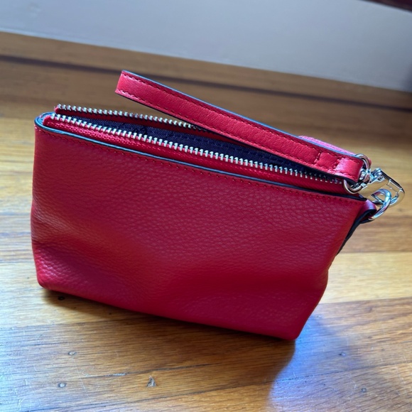 Brooks Brothers Leather Wristlet - Picture 2 of 7